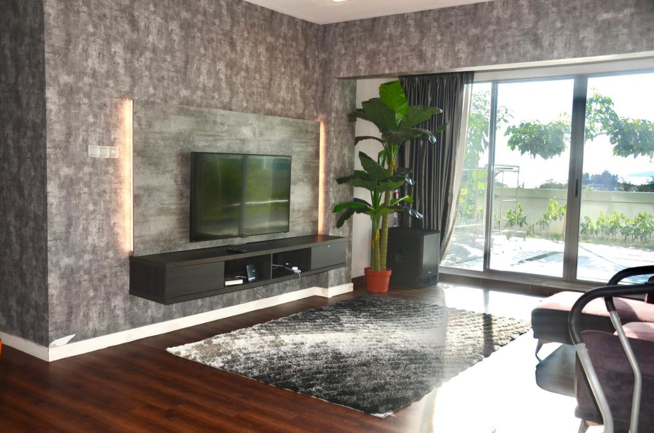 The Loft Residences @ Block C Imago Mall Kk Apartment